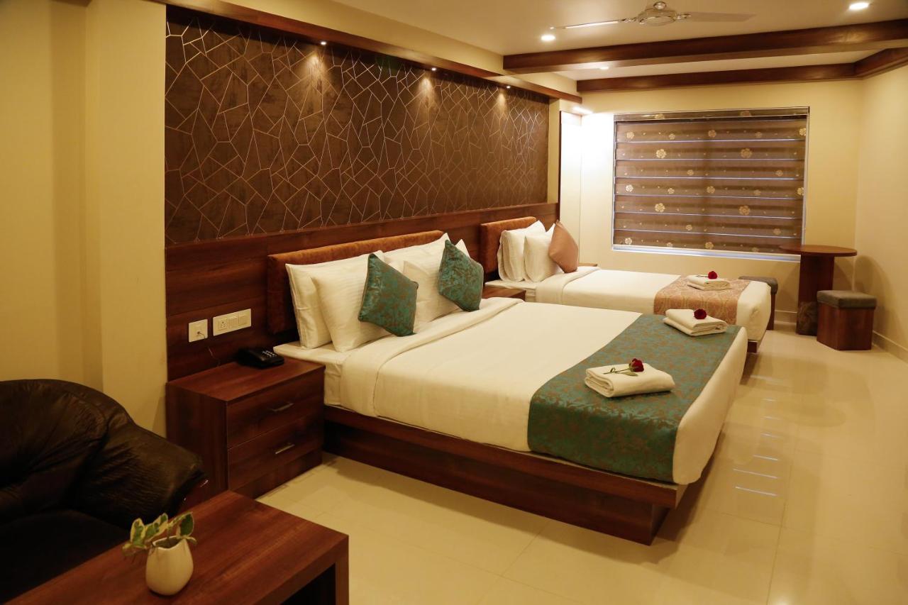 Hotel Crystals Cove Thekkady Buitenkant foto