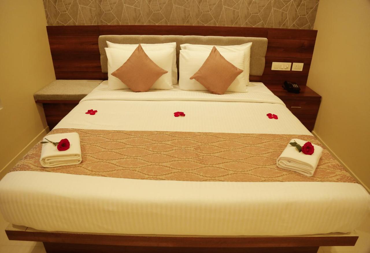 Hotel Crystals Cove Thekkady Buitenkant foto
